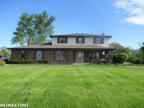 22255 Pratt, Armada, MI 48005