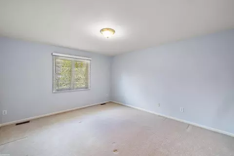 20545 Breezeway Dr, Macomb, MI 48044 photo 27