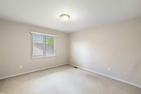 20545 Breezeway Dr, Macomb, MI 48044 photo 29