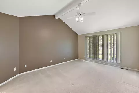 20545 Breezeway Dr, Macomb, MI 48044 photo 20
