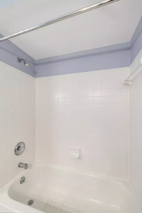20545 Breezeway Dr, Macomb, MI 48044 photo 34