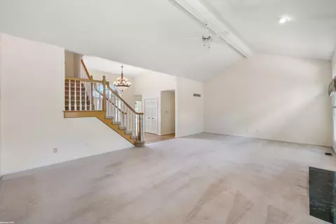20545 Breezeway Dr, Macomb, MI 48044 photo 9