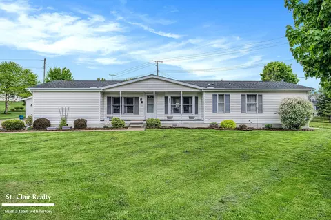 1576 Grandview, Saint Clair, MI 48079