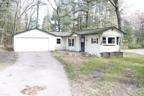 700 Ridgeview, Prudenville, MI 48651