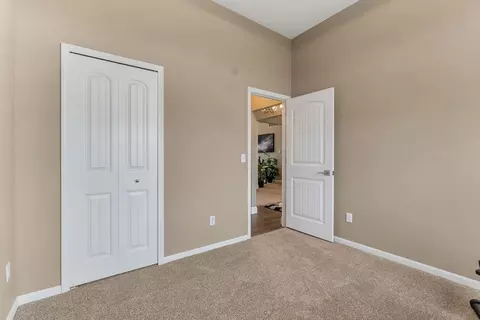 Bedroom - 4379 Stepping Stone, Fenton, MI 48430 photo 3 of 7