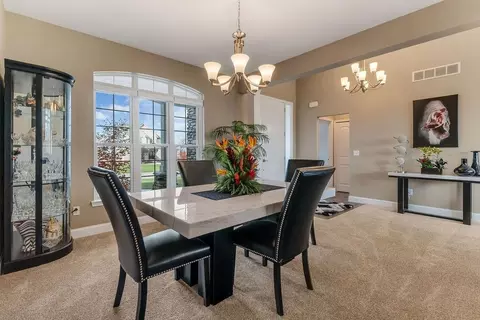 Dining - 4379 Stepping Stone, Fenton, MI 48430 photo 2 of 4