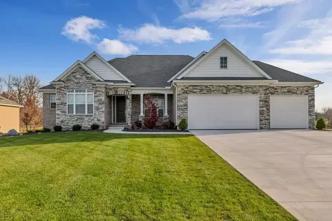 4379 Stepping Stone, Fenton, MI 48430