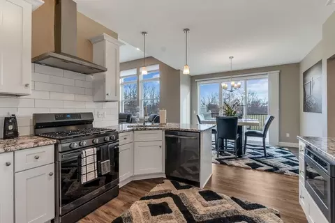Kitchen - 4379 Stepping Stone, Fenton, MI 48430 photo 1 of 3