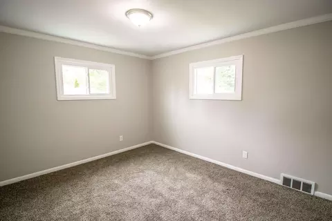 902 E Atherton, Flint, MI 48507 photo 17