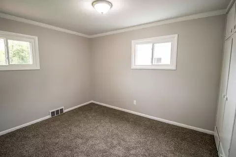 902 E Atherton, Flint, MI 48507 photo 14