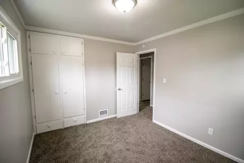 902 E Atherton, Flint, MI 48507 photo 15