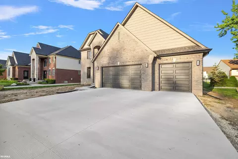 49268 Marseilles, Macomb, MI 48044 photo 13