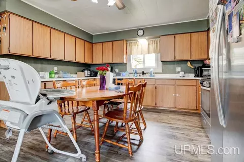 Kitchen - w3798e39 25, Powers, MI 49874 photo 2 of 4