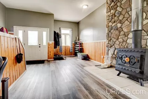 Entry Way - w3798e39 25, Powers, MI 49874 photo 1 of 1
