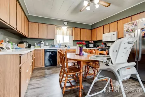 Kitchen - w3798e39 25, Powers, MI 49874 photo 1 of 4
