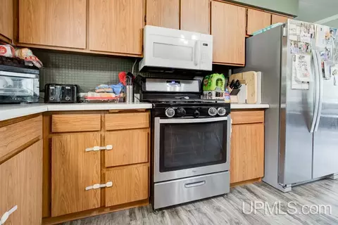 Kitchen - w3798e39 25, Powers, MI 49874 photo 4 of 4