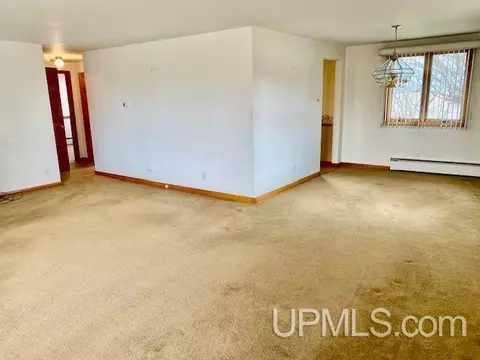 125 N Marigold, Ishpeming, MI 49849 photo 13
