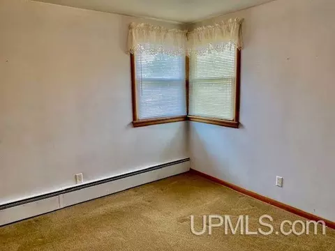 125 N Marigold, Ishpeming, MI 49849 photo 18