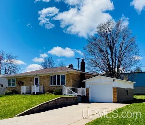 125 N Marigold, Ishpeming, MI 49849 photo 4