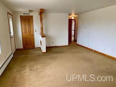 125 N Marigold, Ishpeming, MI 49849 photo 10