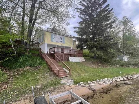 100 N N Lk, Harrison, MI 48625