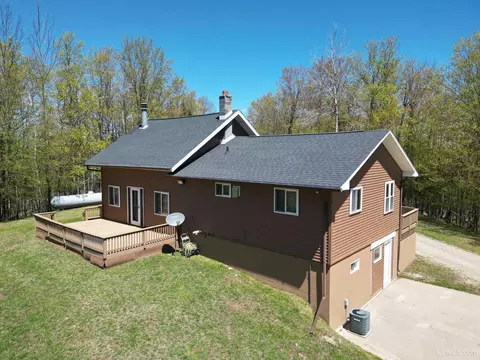 Exterior - n15849 Carlson Ln H, Powers, MI 49874 photo 3 of 9
