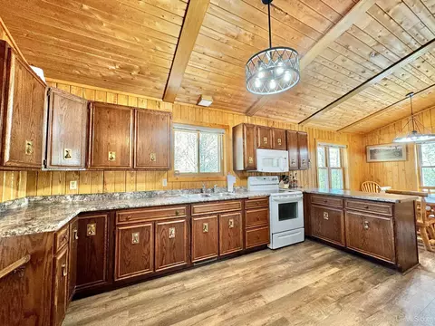 Kitchen - n15849 Carlson Ln H, Powers, MI 49874 photo 5 of 7