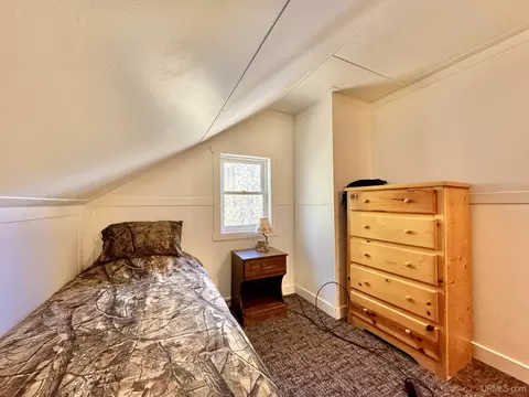 Bedroom - n15849 Carlson Ln H, Powers, MI 49874 photo 5 of 8