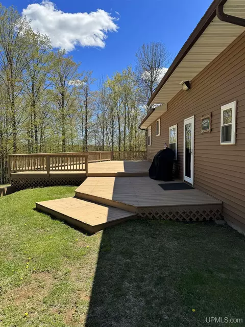 Exterior - n15849 Carlson Ln H, Powers, MI 49874 photo 2 of 9