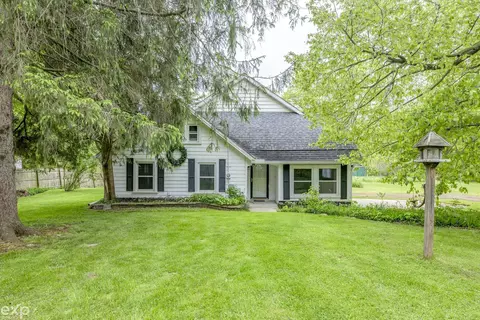 1143 Mitchell Lk, Attica, MI 48412