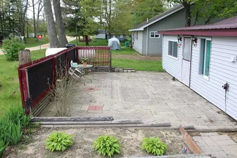 Exterior - 5073 Oakview, Harrison, MI 48625 photo 3 of 5