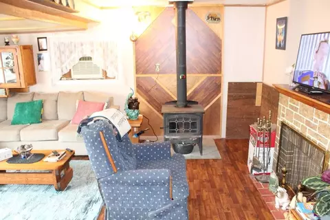 Living - 5073 Oakview, Harrison, MI 48625 photo 1 of 2