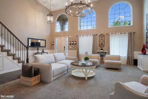 Living - 20798 Stalybridge, Macomb, MI 48044 photo 3 of 4