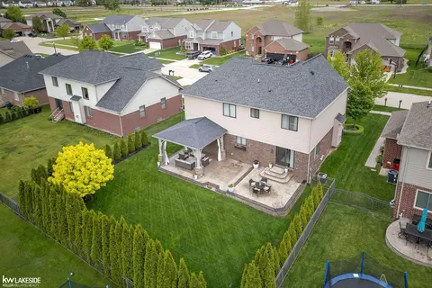 View/Area - 20798 Stalybridge, Macomb, MI 48044 photo 5 of 5