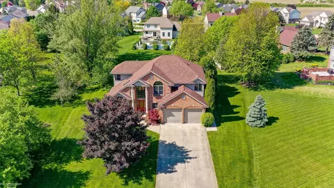828 Carrington, Monroe, MI 48161