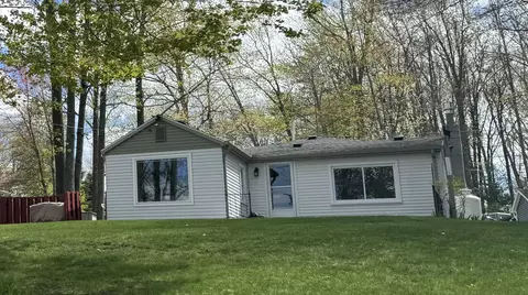 3439 E Lakeview, Harrison, MI 48625