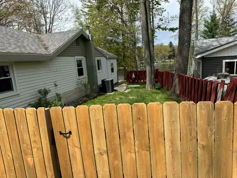3439 E Lakeview, Harrison, MI 48625 photo 4