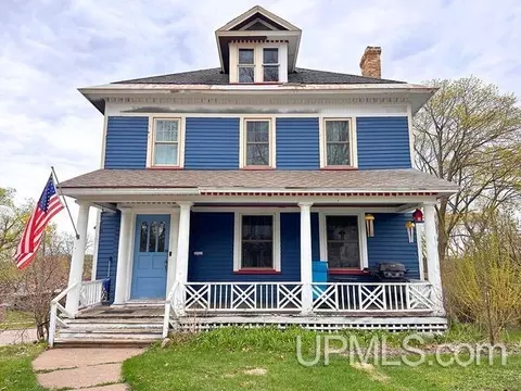 218 N Maple, Ishpeming, MI 49849