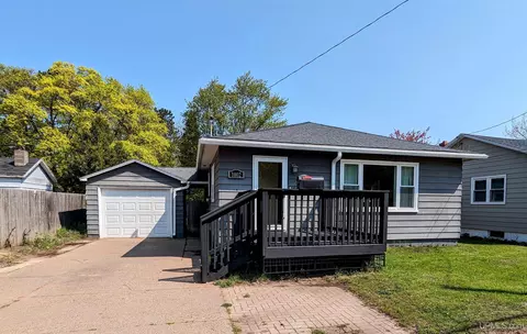 1002 W College, Marquette, MI 49855