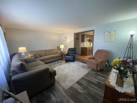 Living - 611615 E Main, Iron Mountain, MI 49801 photo 1 of 5