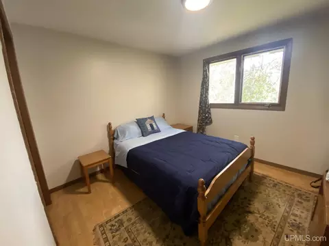 Bedroom - 611615 E Main, Iron Mountain, MI 49801 photo 2 of 3