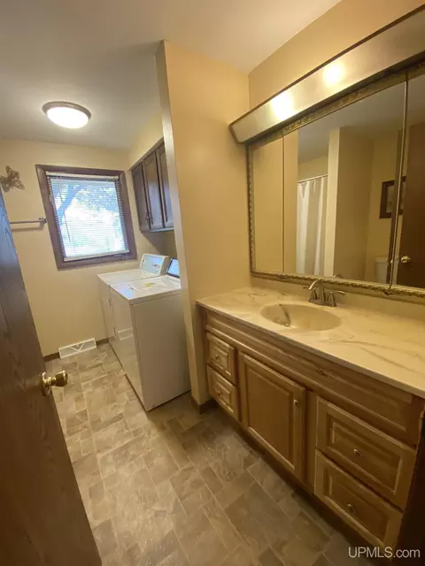 Other - 611615 E Main, Iron Mountain, MI 49801 photo 2 of 2