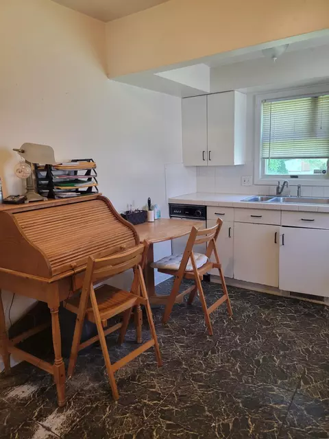 Kitchen - 2844 Brandon, Flint, MI 48503 photo 4 of 4