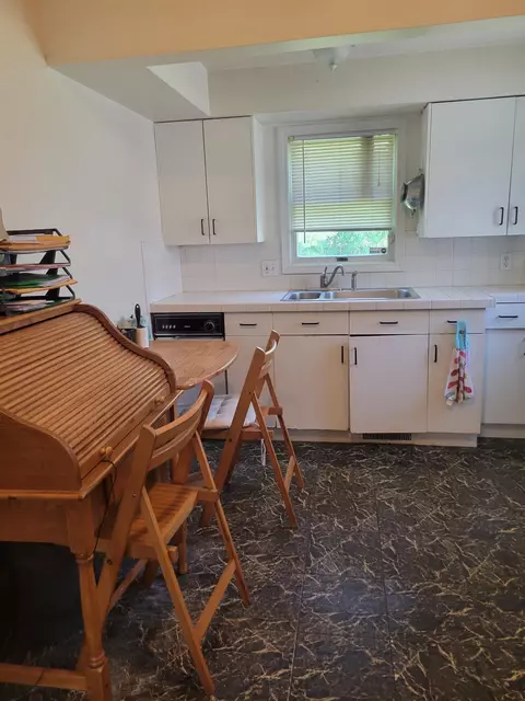 Kitchen - 2844 Brandon, Flint, MI 48503 photo 3 of 4