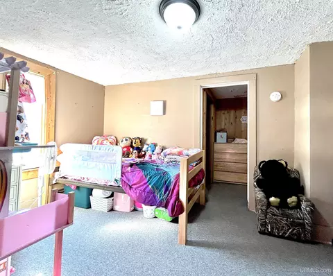 Bedroom - 562 Jasper, Ishpeming, MI 49849 photo 1 of 3