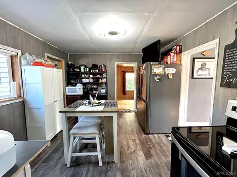 Kitchen - 562 Jasper, Ishpeming, MI 49849 photo 1 of 3