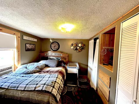 Bedroom - 562 Jasper, Ishpeming, MI 49849 photo 2 of 3