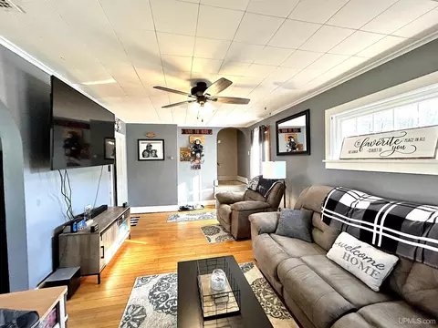 Living - 562 Jasper, Ishpeming, MI 49849 photo 1 of 4