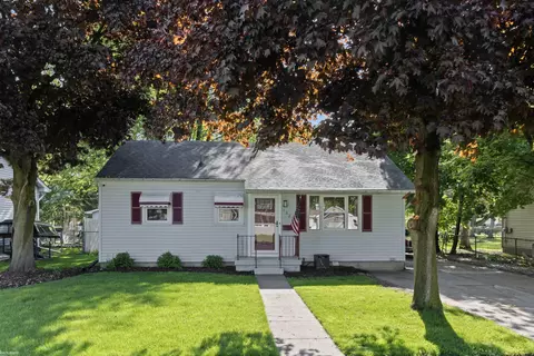 1527 Vermont, Marysville, MI 48040
