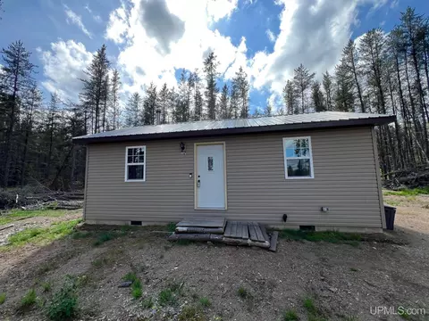 8670 Co Rd Cd, Ishpeming, MI 49849